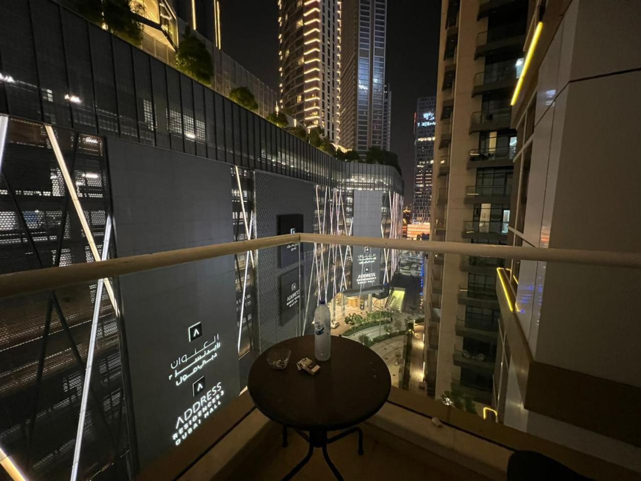 Downtown Holiday'S - 1 Min To Dubai Mall & Burj Khalifa Albergue Exterior foto
